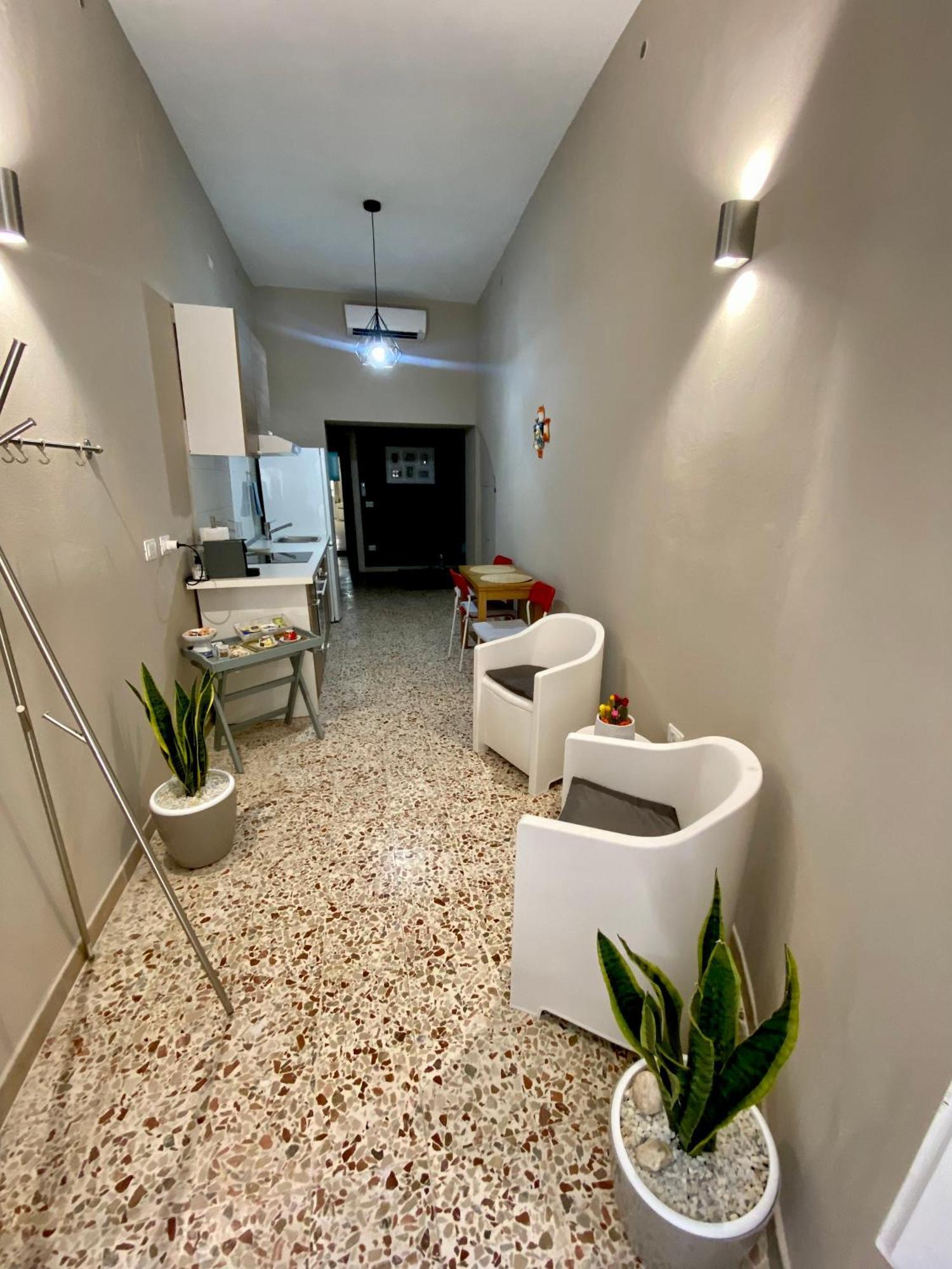 Апартаменты Delizia House Ortigia,Centro Citta, Vicino Al Mare Сиракузы Экстерьер фото
